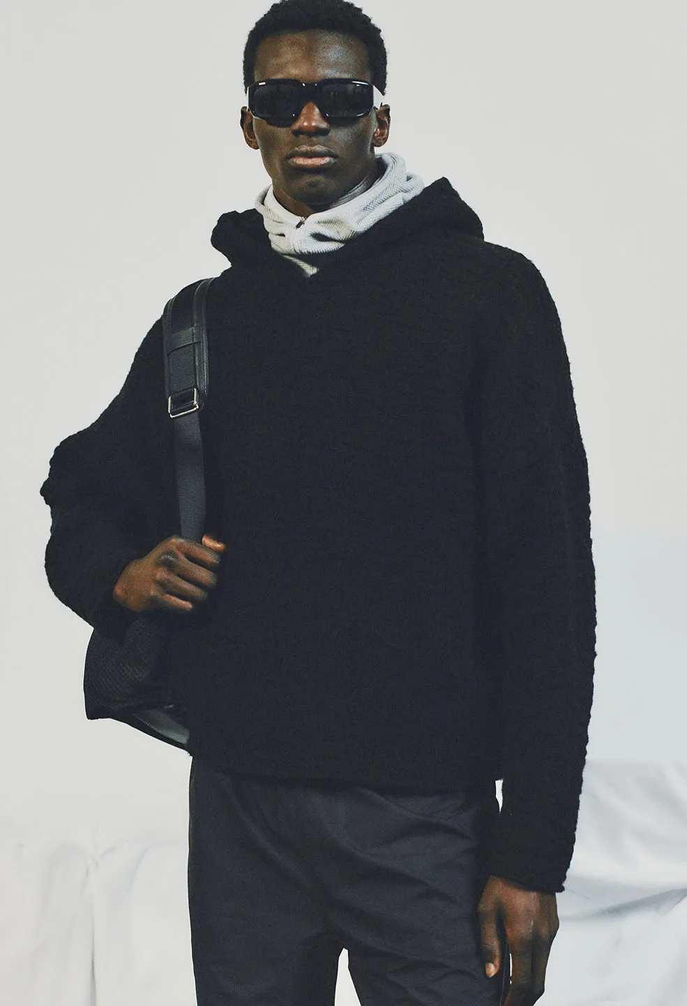 Glitch Jacquard Poncho / Black