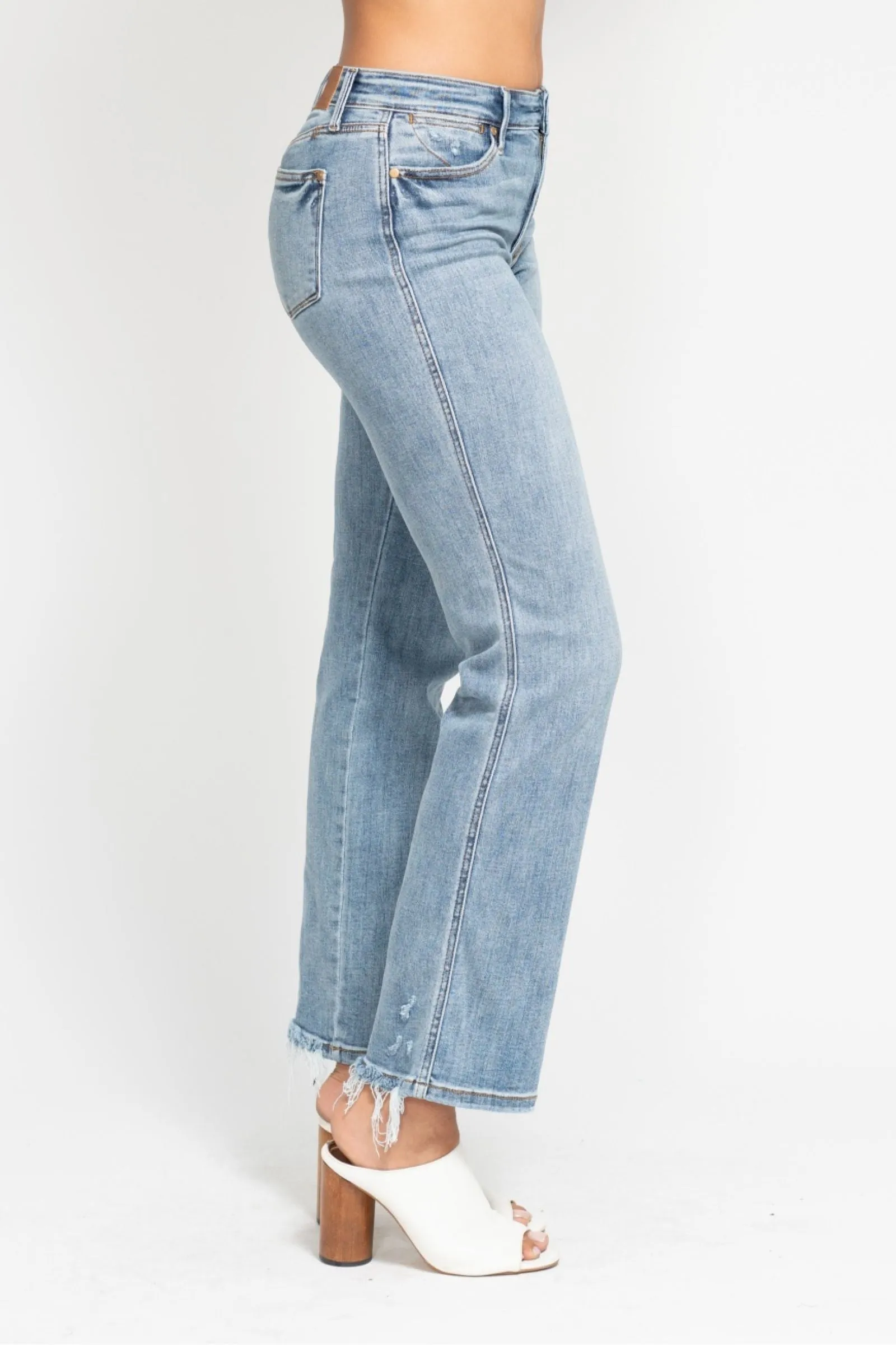 Judy Blue Nia Mid Rise Cell Phone Pocket Dad Jean